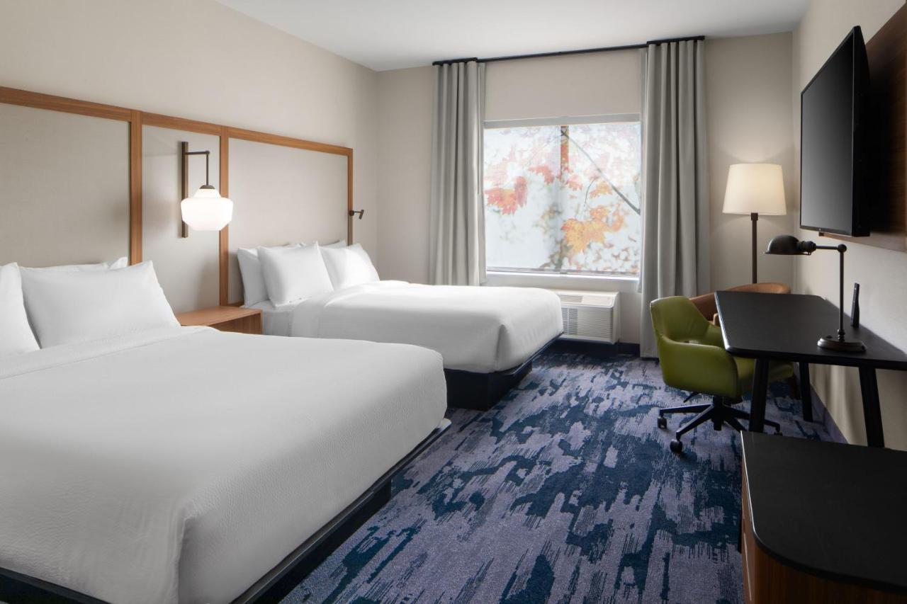 Fairfield By Marriott Inn & Suites Whitsett Greensboro East Экстерьер фото