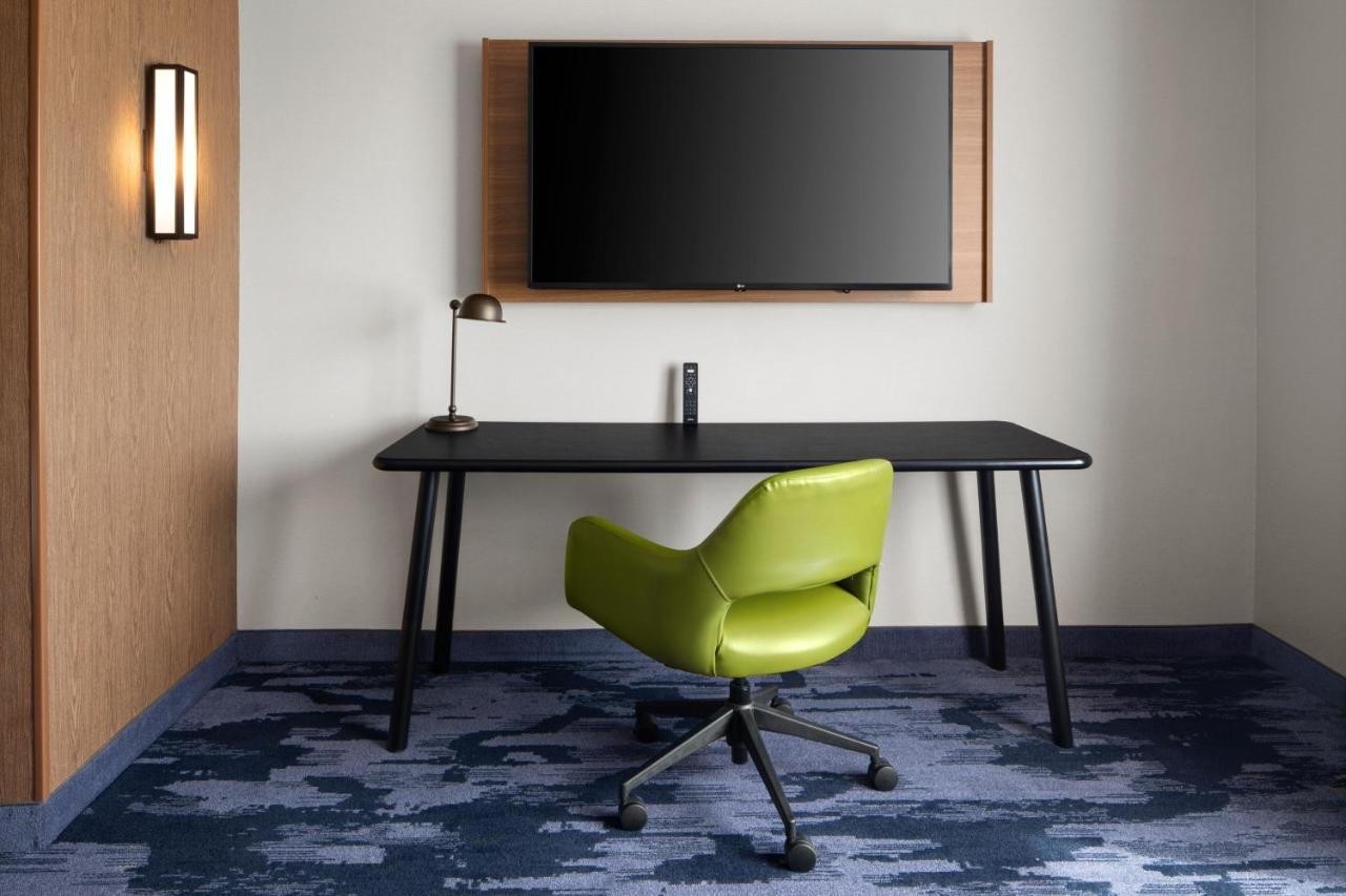 Fairfield By Marriott Inn & Suites Whitsett Greensboro East Экстерьер фото
