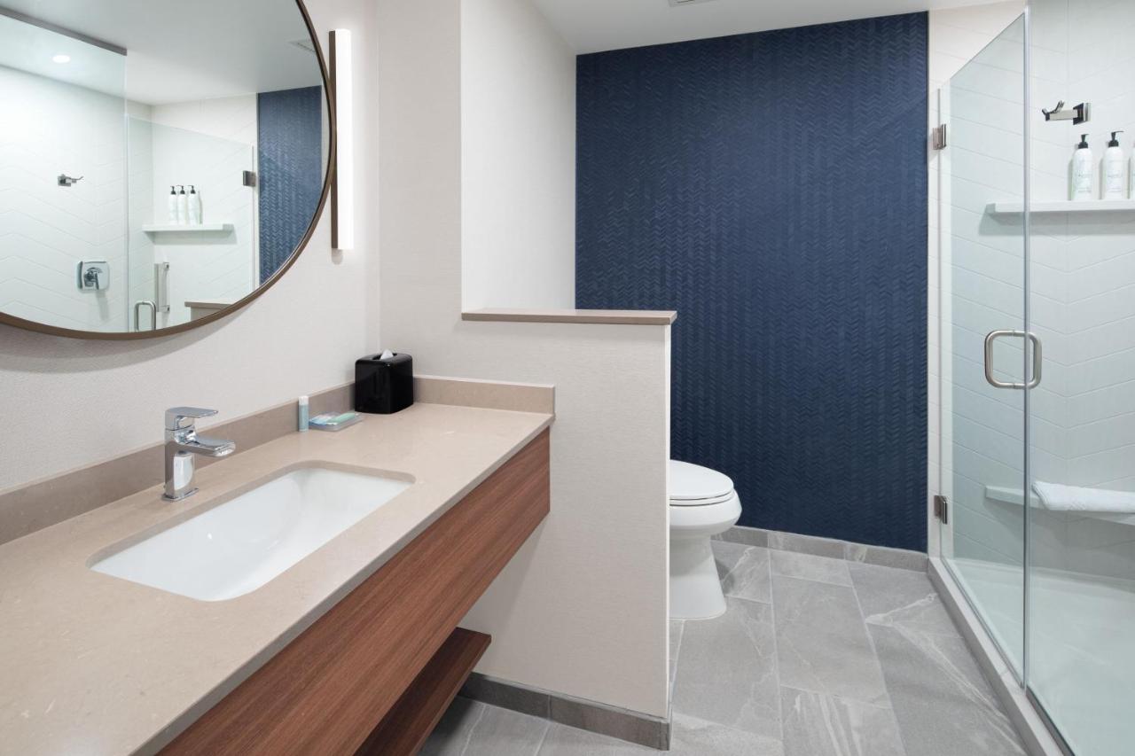 Fairfield By Marriott Inn & Suites Whitsett Greensboro East Экстерьер фото