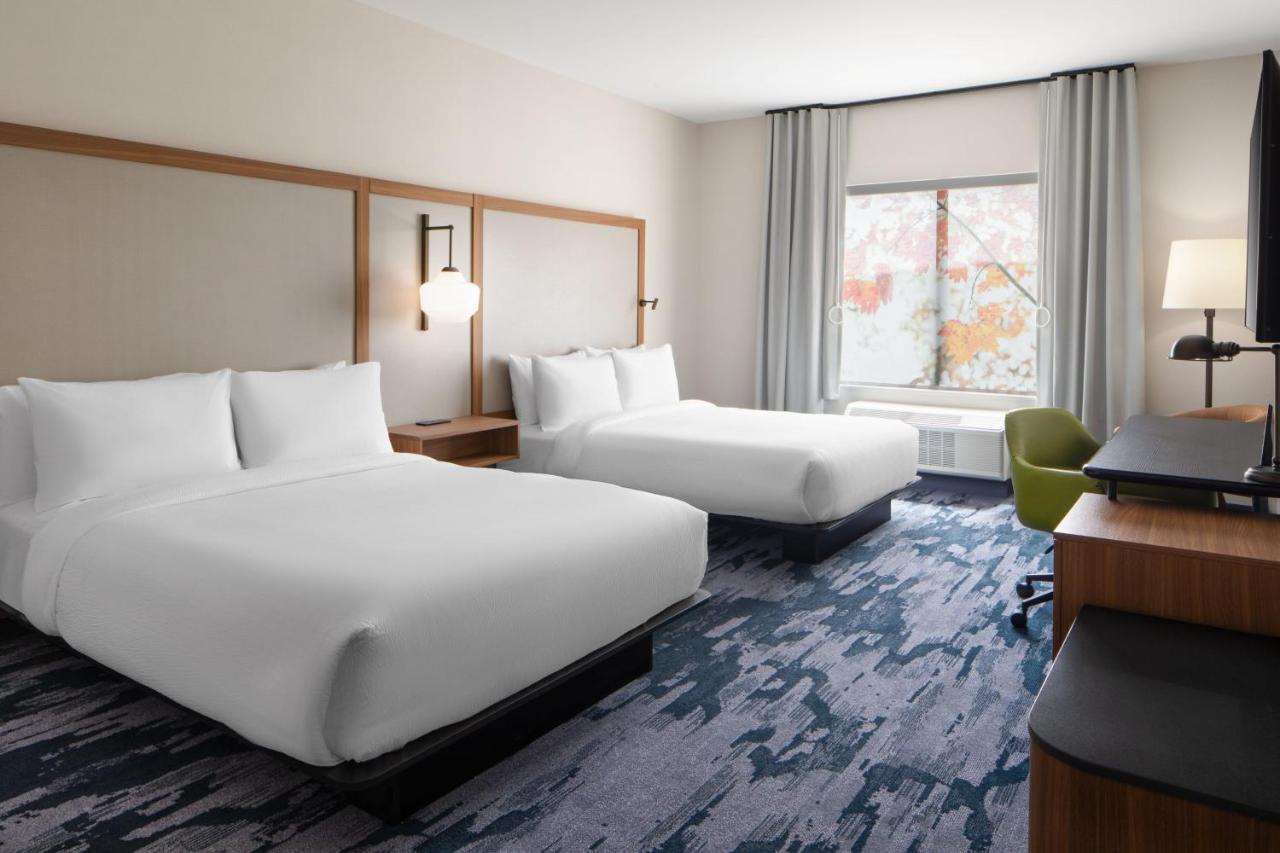 Fairfield By Marriott Inn & Suites Whitsett Greensboro East Экстерьер фото