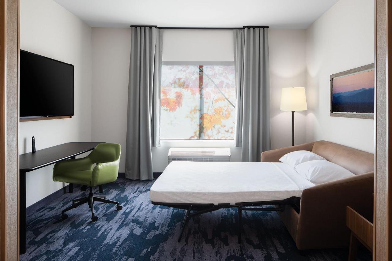 Fairfield By Marriott Inn & Suites Whitsett Greensboro East Экстерьер фото